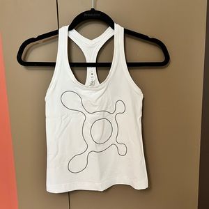 Size 4, Orange Theory Fitness logo on front.